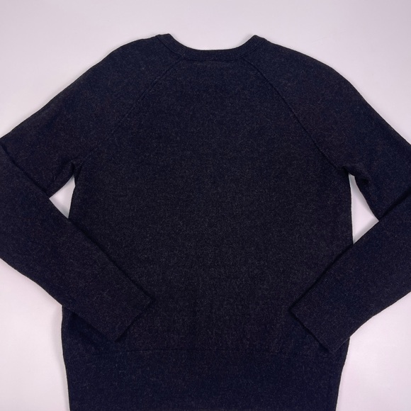 Banana Republic Men's Dark Gray Merino Wool Crewneck Sweater - Picture 6 of 10